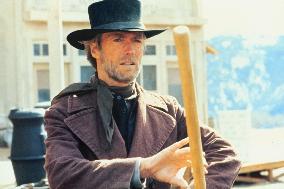 Pale Rider (1985)