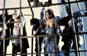 Mad Max Beyond Thunderdome (1985)