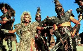 Mad Max Beyond Thunderdome (1985)