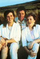 Rita, Sue And Bob Too (1987)