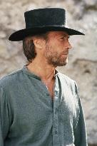Pale Rider (1985)