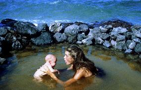 The Blue Lagoon (1980)