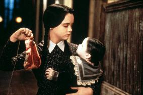 Addams Family Values (1993)