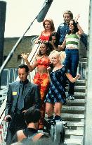 Spice World (1997)