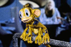 Lost In Space (1998)