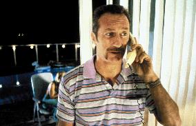 Two Hands (1999)