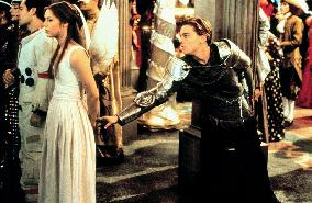 Romeo + Juliet (1996)