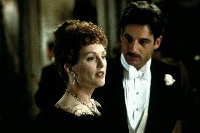 An Ideal Husband (1999)