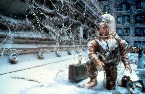 Twelve Monkeys; 12 Monkeys (1995)