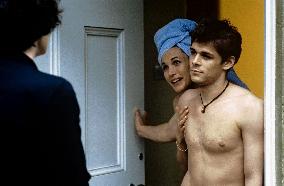 Crush : A Certain Age (2001)