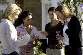 Desperate Housewives (2004)