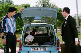 Everything Is Illuminated (2005)