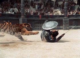 Gladiator (2000)