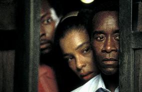 Hotel Rwanda (2004)