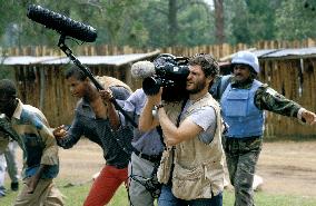 Hotel Rwanda (2004)
