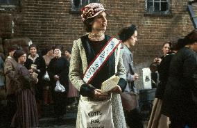 Iron Jawed Angels (2004)