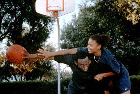 Love & Basketball (2000)