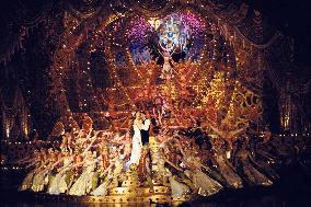 Moulin Rouge! (2001)