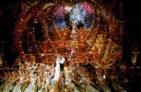 Moulin Rouge! (2001)