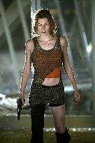 Resident Evil: Apocalypse (2004)