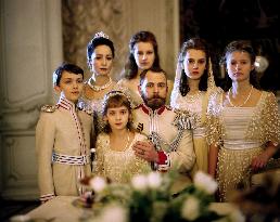 Russian Ark; Russkiy Kovcheg (2002)