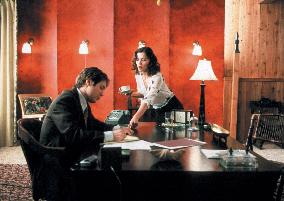 Secretary (2002)