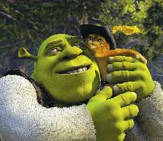 Shrek 2 (2004)