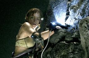 The Cave (2005)