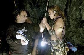 The Cave (2005)