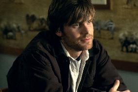 We Don'T Live Here Anymore (2004)