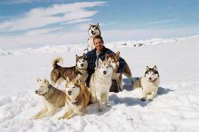 Eight Below (2006)