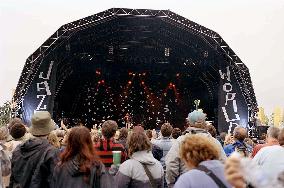 Glastonbury (2006)