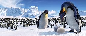 Happy Feet (2006)