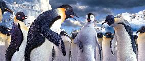 Happy Feet (2006)