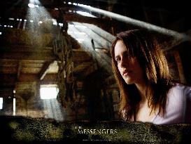 The Messengers (2007)