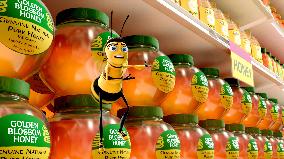 Bee Movie (2007)