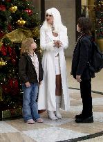 Christmas In Wonderland (2007)