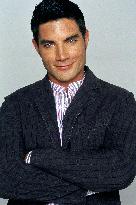 Charm School; Ninas Mal (2007)