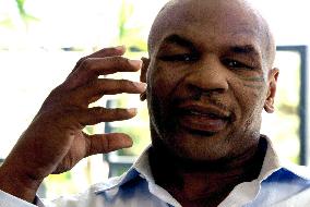 Tyson (2008)