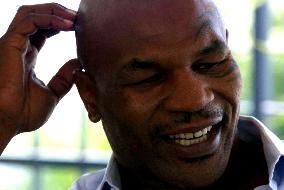 Tyson (2008)