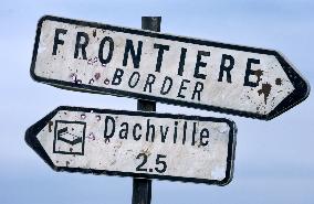 Frontier; Frontiers (2007)