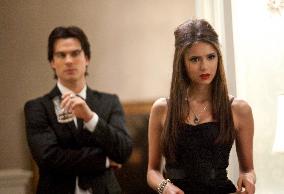 The Vampire Diaries : Season 2 (2010)