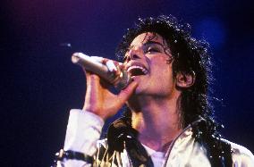 Michael Jackson: The Inside St (2010)