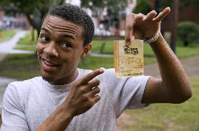 Lottery Ticket (2010)