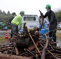 Huge mudslide in Atami, Japan