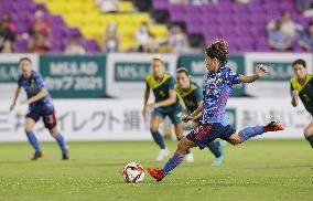 Football: Japan-Australia warm-up match