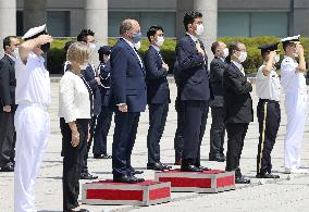 British Defense Secretary Wallace in Tokyo