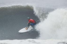 Tokyo Olympics: Surfing