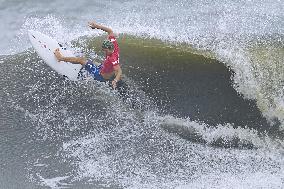 Tokyo Olympics: Surfing