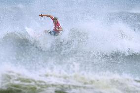 Tokyo Olympics: Surfing